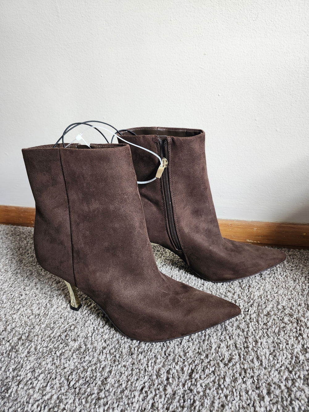 Nine West Brown Suede Pointed Ankle Boots with Gold Heel New 9.5
